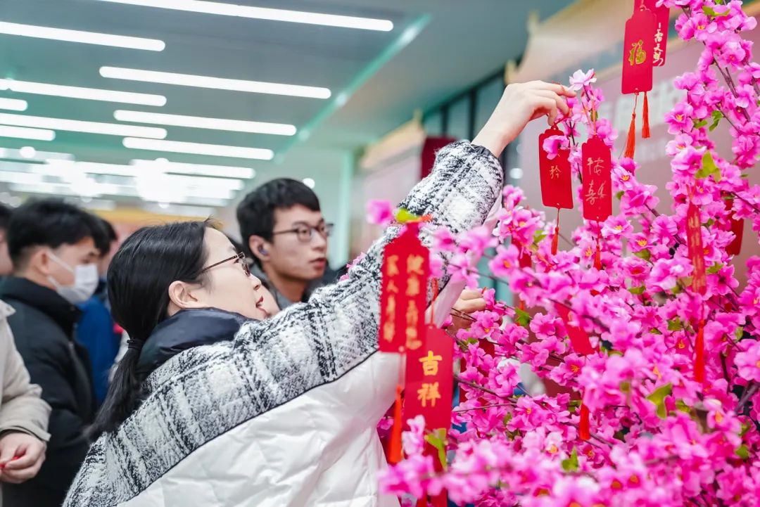 Steady and far-reaching journey, sailing towards new horizons | Jiangsu Beiren's 2022 and 2023 annual meetings were successfully held!